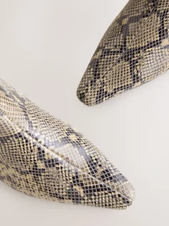 - Forever Comfort® enkellaarsjes met hak en spitse neus*Next Online