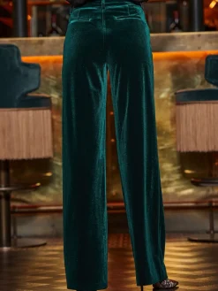 - Luxe fluwelen broek met wijde pijpen*Sosandar Sale