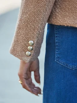 Boucle Jacket With Gold Buttons*Sosandar Hot