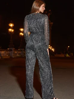 glitter plissé jumpsuit met overslag en wijde pijpen*Sosandar Outlet