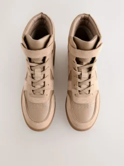 - Forever Comfort® sneakers met sleehak en veters*Next Clearance