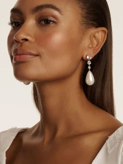 Pearsti: Opvallende oorbellen met kristallen kralen en hangers*Ted Baker Outlet