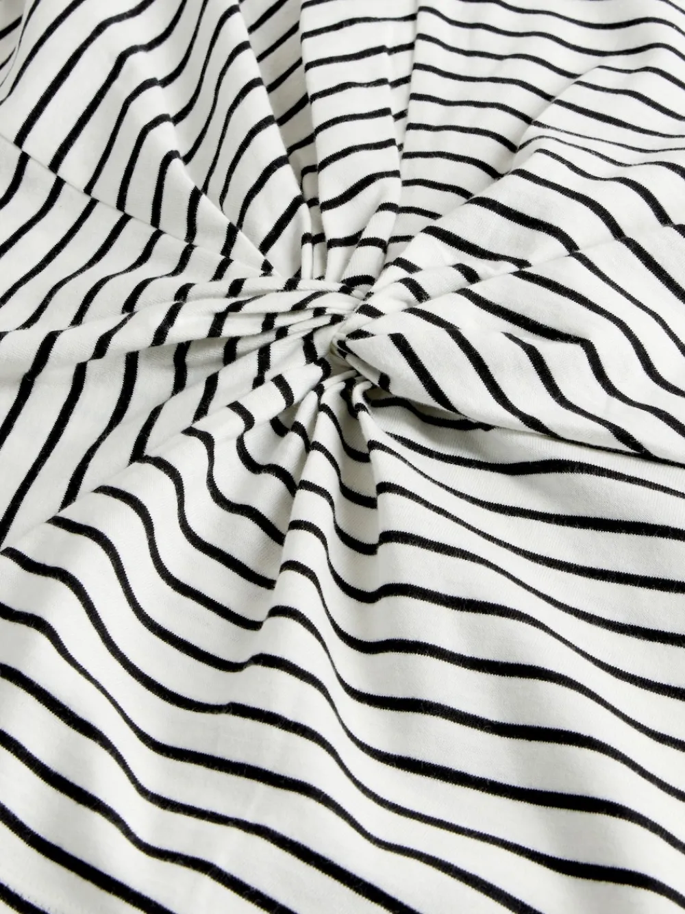 3 Pack Knot Front T-Shirts*The Set Discount