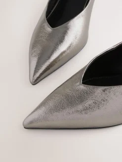 - Puntige lage naaldhakken schoenen*Next