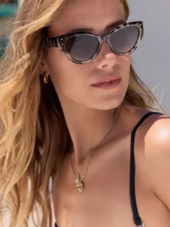 - Smalle kattenoogzonnebril*Next Clearance