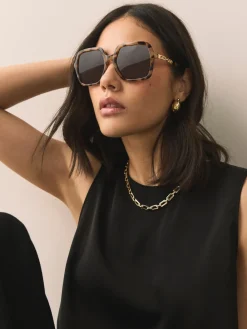 Tortoise bruin - Square Chain Arm Sunglasses*Next Best