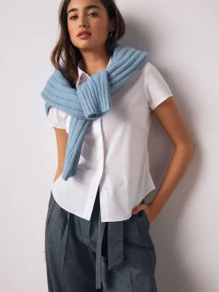 - Fitted Stretch Essential Short Sleeve Shirt*Next New