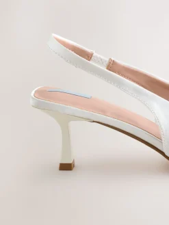 - Forever Comfort® Bruiloft hakken met hielbandje van satijn, met strik en spitse neus*Next New