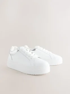 Wit - Leren sneakers met ronde neus en dikke vetersluiting*Next Discount