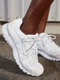Wit - P6000 Trainers*Nike