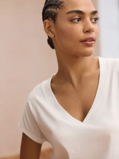 Wit - T-shirt met V-hals en kapmouwtjes*Next Discount