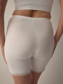 - Verkoelende katoenen shorts voor de menopauze*Next Outlet