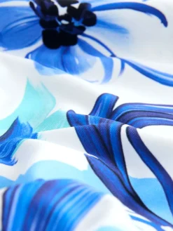 Wit/blauw porselein - Vormgevend bandeaubadpak met buikcorrectie en afgeronde pijpen*Next Outlet