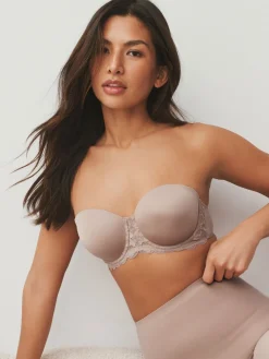 - Verpakking van 2 strapless multiway beha's met lichte vulling in cupmaten A-E*Next Clearance