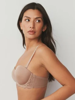 - Verpakking van 2 strapless multiway beha's met lichte vulling in cupmaten A-E*Next Clearance