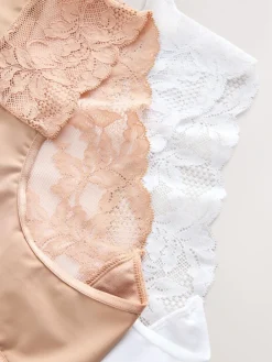 Wit/huidskleur - Verpakking van 2 Braziliaanse slipjes met kanten achterkant en buikcorrigerend effect en print*Next Outlet