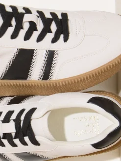 Wit/zwart - Lace Up Retro Gumsole Sports Trainers*Friends Like These Clearance