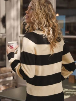 Yellow/Black Stripe Badge - Superzachte trui met ronde hals en lange mouwen*Next