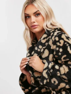 donzige badjas met sjaalkraag en dierenprint*Yours Curve Outlet