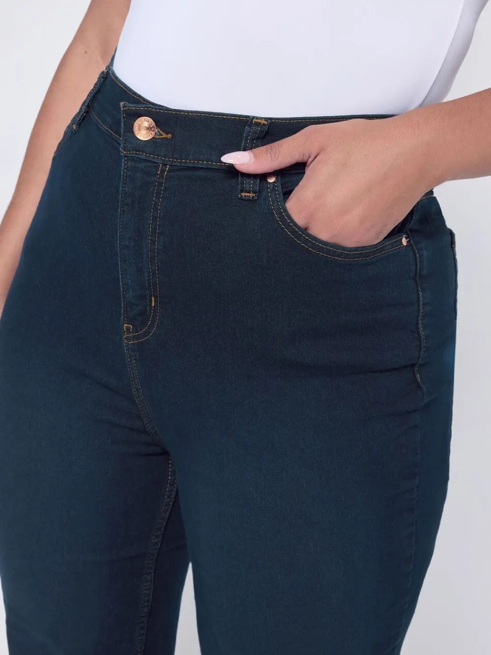 Ruby jeans met rechte pijpen*Yours Curve Best