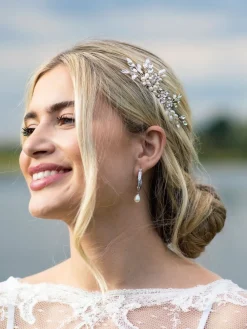 - - Sierkam met parels en kristallen*Ivory & Co Clearance