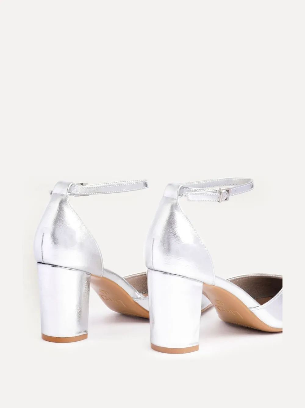 Zilver - Leona pumps met blokhak en dichte hiel*Linzi Outlet