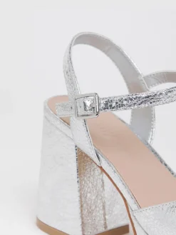 - Back Bow Pointed Toe Heel*Simply Be Outlet