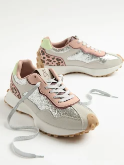 - - Retro comfortabele joggingsneakers van gemengd materiaal*Love & Roses Best