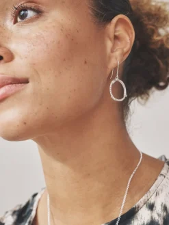 - Oorbellen met open cirkel met glinsterende details*Next Sale