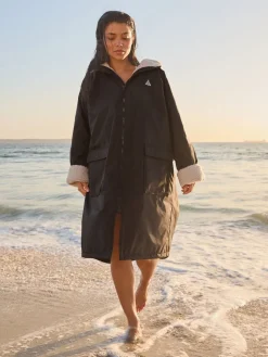 - Actieve badjas om je om te kleden voor het zwemmen*Next Sale