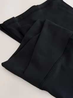 Zwart - Active Balance Wrap Front Flared Leggings*Next