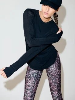 - Active Crew Neck Long Sleeve T-Shirt*Next