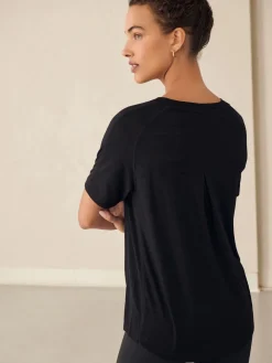 - Active Lichtgewicht T-shirt met ronde hals en korte mouwen*Next Best