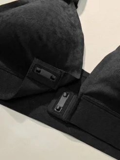 Zwart - Adaptive Animal Jaquard Bralette*Next New