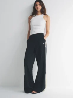 - Manager Tailored Trousers*adidas originals Outlet