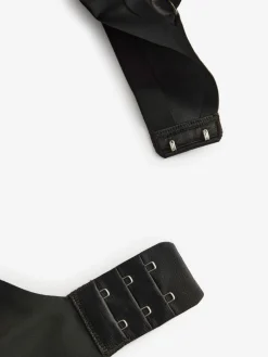 - A-E Multiway-bh met diep decolleté*Next