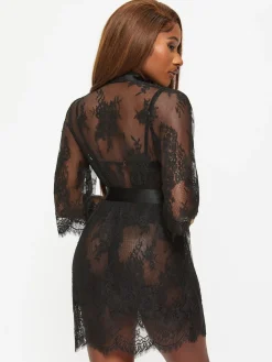 Zwart - Availing All Over Lace Robe*Ann Summers Sale