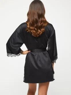 - Cherryann satijnen kimono*Ann Summers Hot