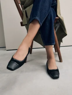 - Ballerina's met vierkante neus*Next Hot