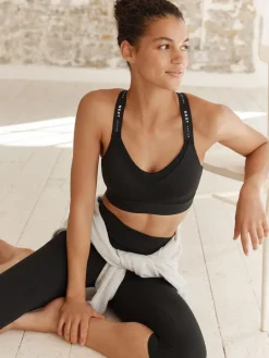 - B-G Active High Impact Dry Tech sportbeha*Next Online