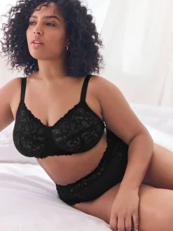 - B-H Totale ondersteuning kanten beha zonder vulling en zonder beugel met volledige cup en ultiem comfort*Next New