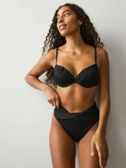 - Bikinibroekjes*Next New