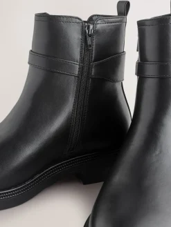 Zwart - Chelsea Boots met gesp*Next Sale
