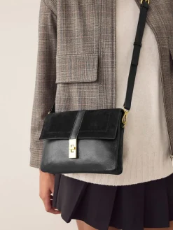 - Crossbodytas met imitatie krokodillenleer*Next Outlet