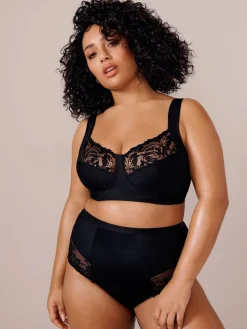 - F-K cup beha met ultiem comfort, gewatteerde bandjes, zonder vulling, zonder beugel en met zijsteun*Next New