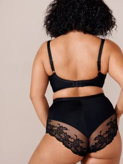 - F-K cup beha met ultiem comfort, gewatteerde bandjes, zonder vulling, zonder beugel en met zijsteun*Next New