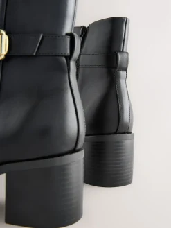 Zwart - Forever Comfort® Buckle Trim Block Heel Ankle Boots*Next Hot