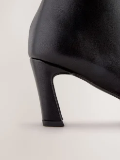 - Forever Comfort® enkellaarsjes met hak en spitse neus*Next Discount