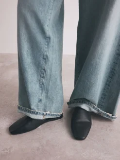 - Forever Comfort® muiltjes met hoge uitsnijding en vierkante neus*Next New