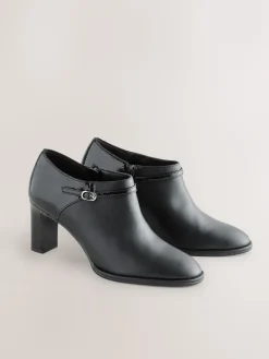 Zwart - Forever Comfort® Round Toe Block Heel Buckle Detail Shoe Boots*Next Outlet